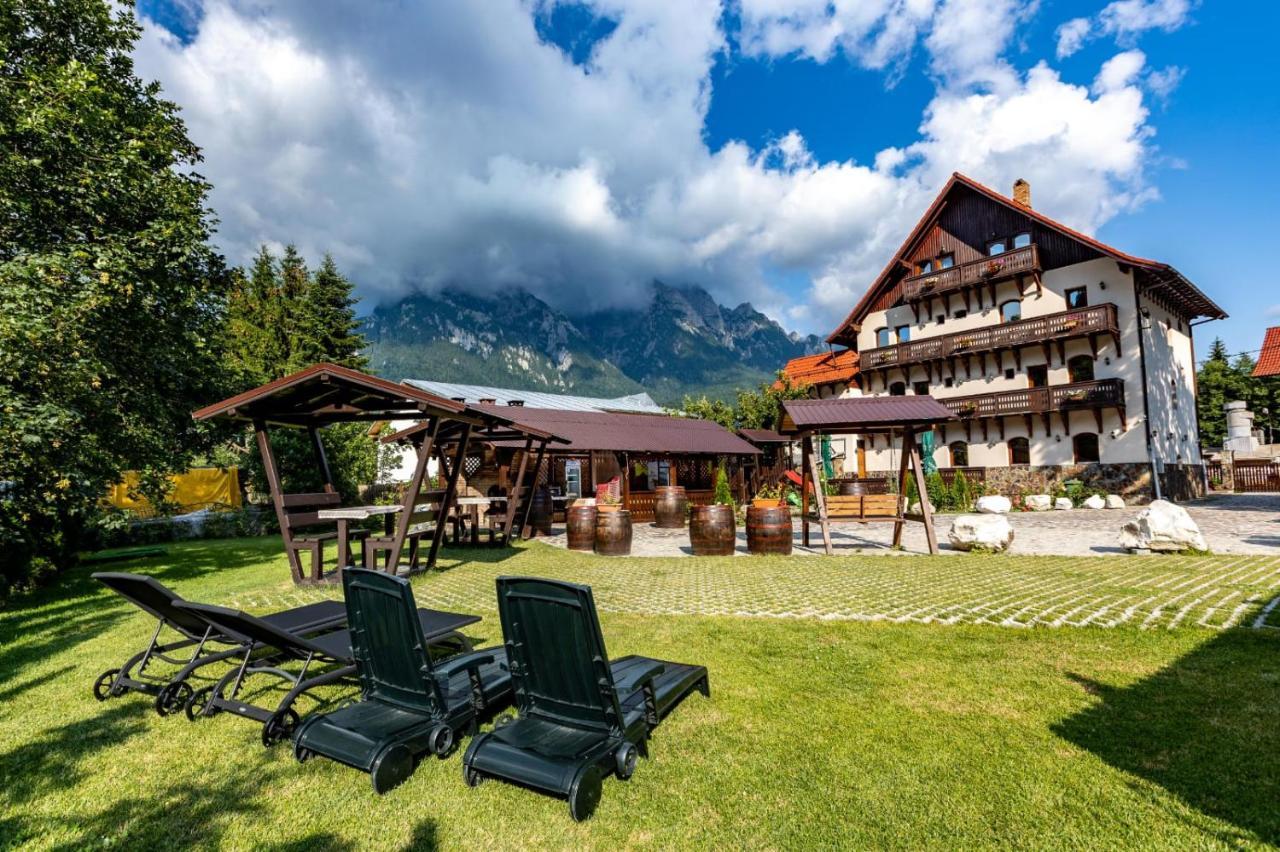 Pensiunea Manidum Buşteni Exteriér fotografie